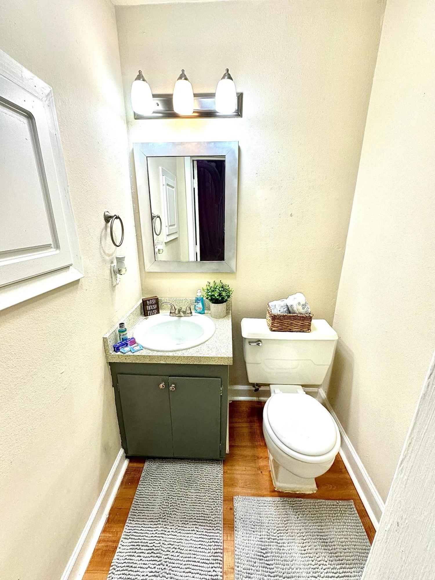Apartament Spring Getaway 5 Minutes From Hospitals Jackson Zewnętrze zdjęcie